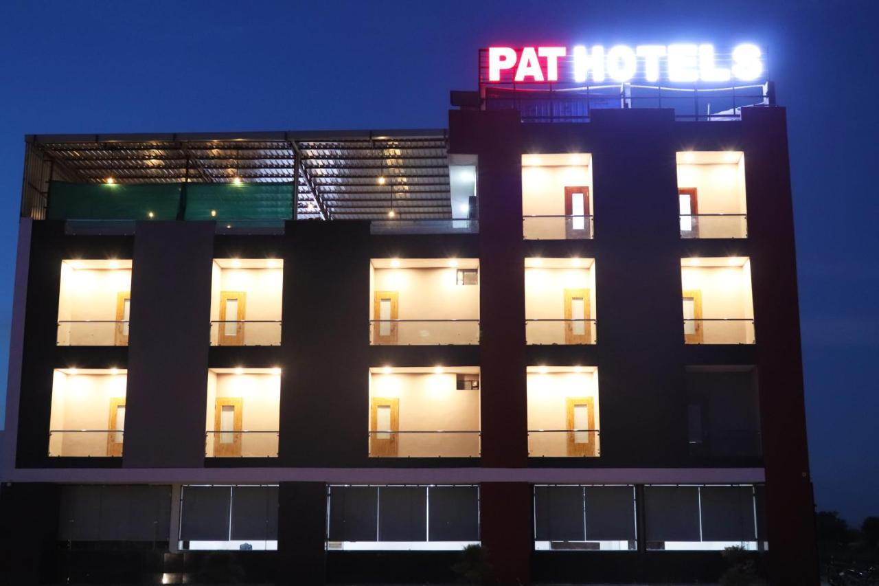 Pat Hotels Indaur Exteriér fotografie